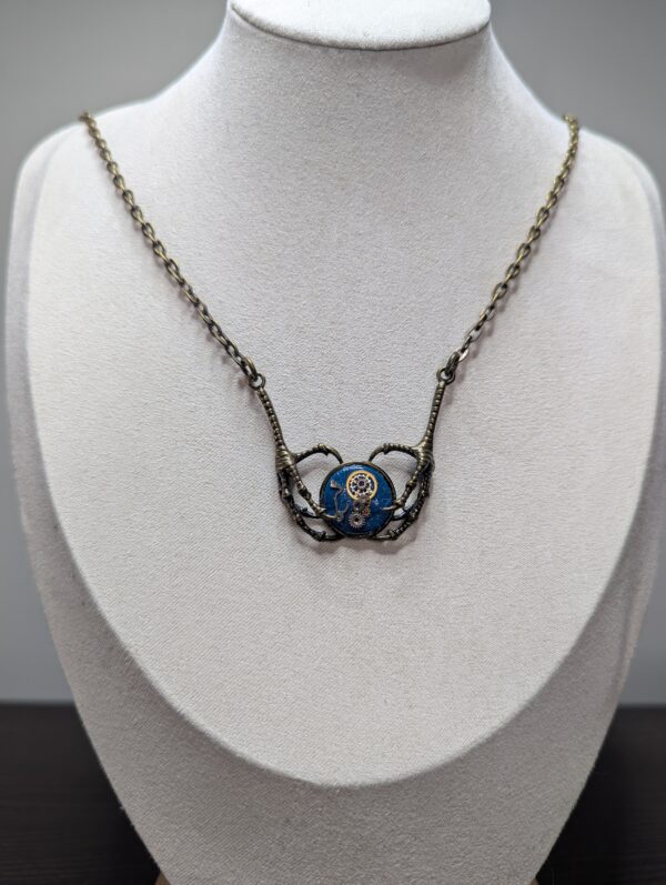 PXL_20250228_105009722 Noctorvus Bleu 1